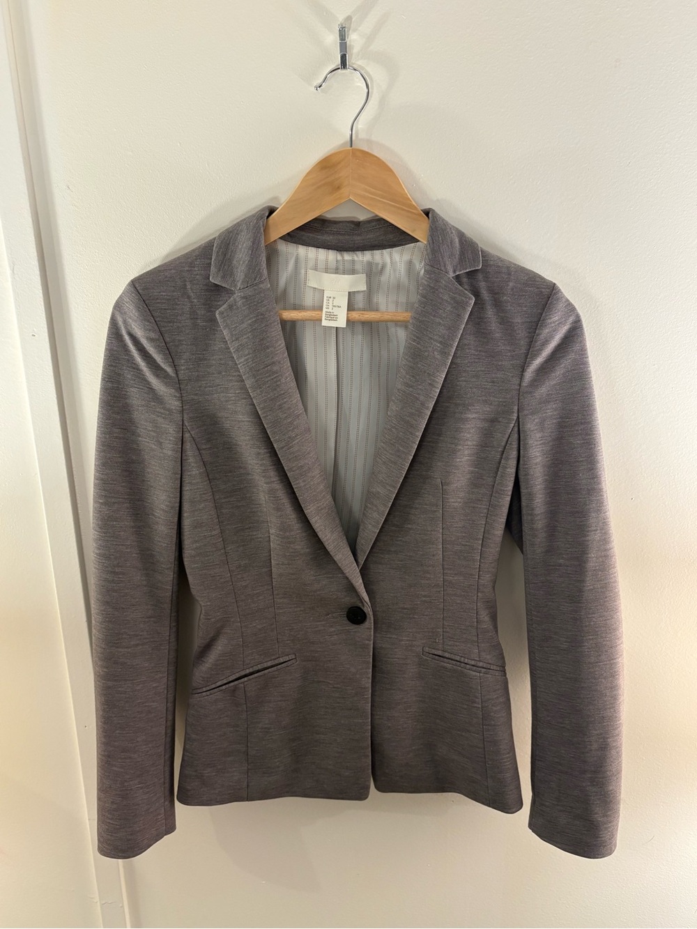 Like-new H&M fitted blazer
